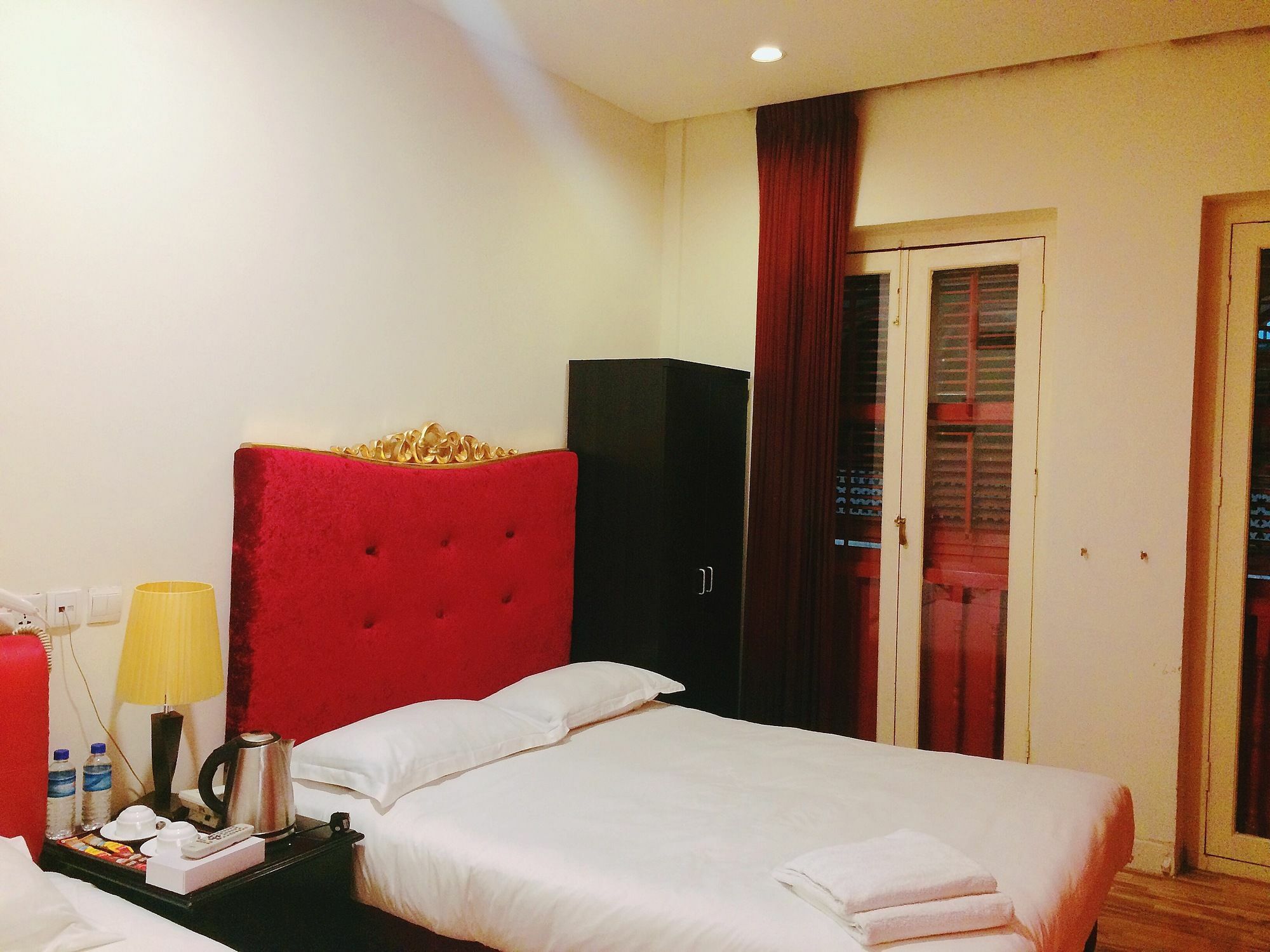 Zen Rooms Jinshan Hotel Сингапур Екстериор снимка
